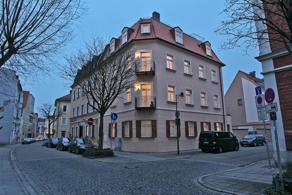 Bayerischer Hof Ingolstadt Bagian luar foto